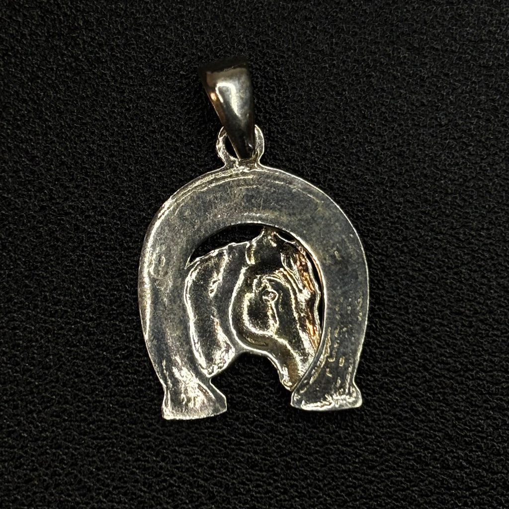 Horse shoe Pendant