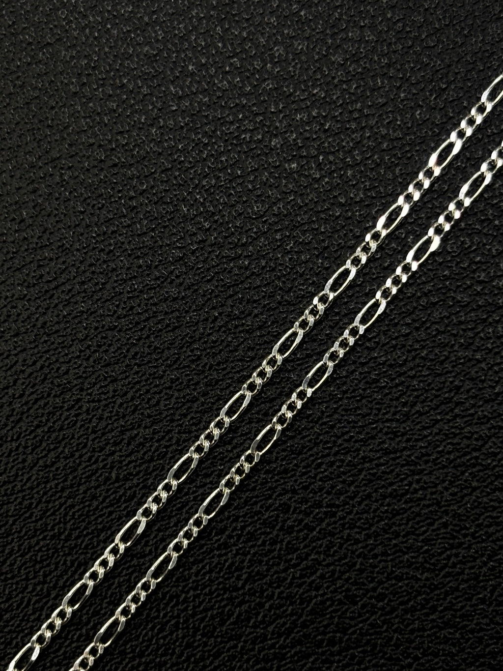 1.3mm Figaro chain
